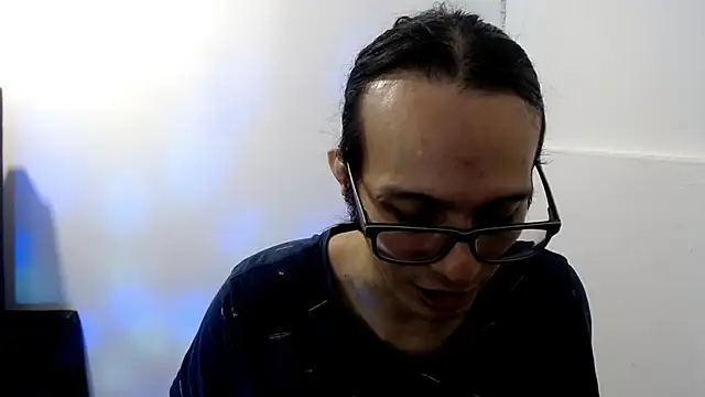 cholitohermoso Adlı Modelin Canlı XXX Sohbeti