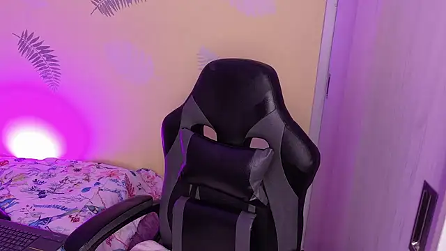 Annie_bonnie_'s Live XXX Chat