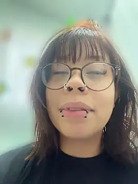 دردشة moan4mona الجنسية المباشرة