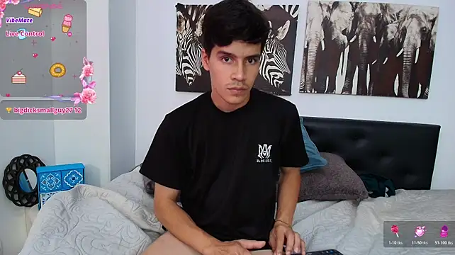 Jacob5_ Live XXX-chat