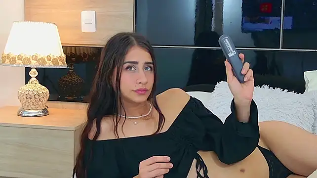 Chat +18 de KaoryJamal ao vivo