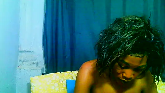 Chatroom XXX en direct de freaky_naughty