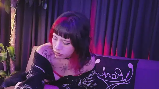 Chat +18 de amimodee ao vivo