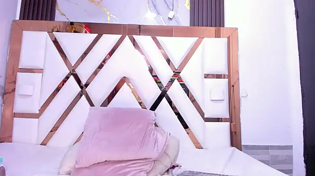 KonnySumer Live XXX-chat