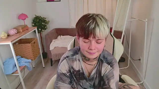 Kitty_Ollive Live XXX Chat