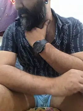 XXX chat uživo modela Fun_Guuy