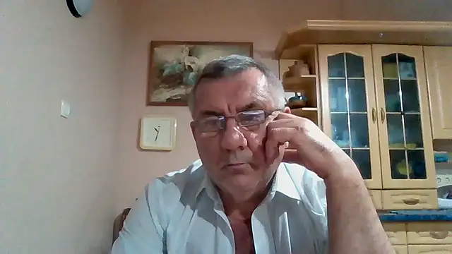 XXX chat uživo modela machomale3