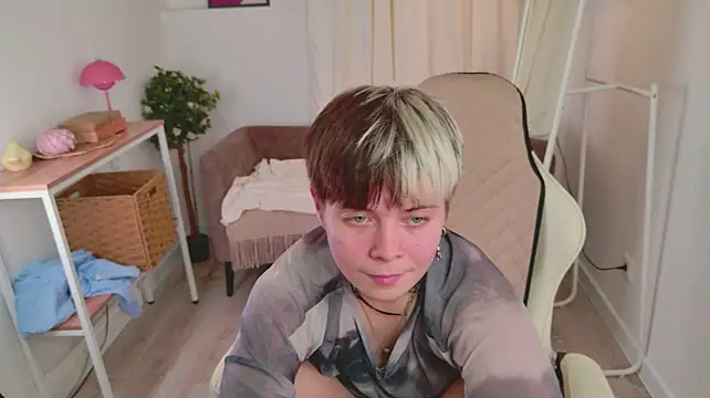 Kitty_Ollive 现场XXX聊天