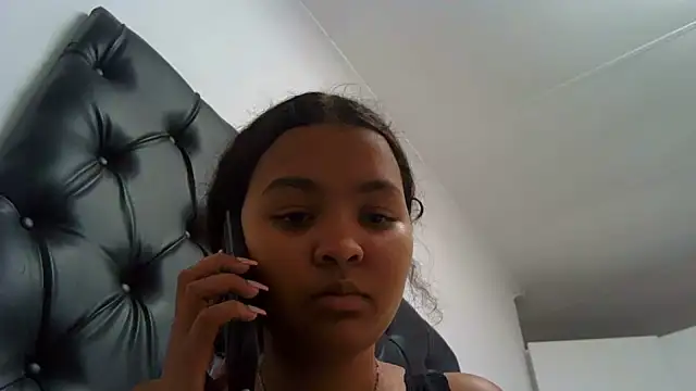indianaphrodite1's Live XXX Chat
