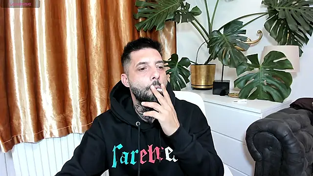 TommyDum – Naživo XXX chat