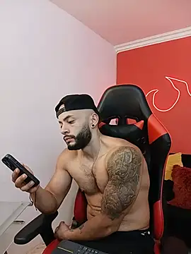 Mike_savage3: απευθείας συνομιλία ΧΧΧ
