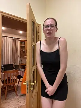 RussianGirls_ Adlı Modelin Canlı XXX Sohbeti