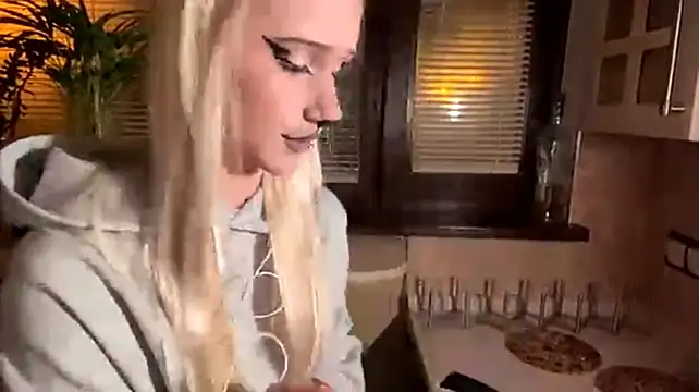Blondilis Live XXX-chat