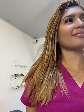 Kinky-Spa Chat XXX in diretta