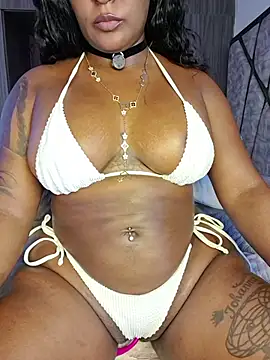 Chatroom XXX en direct de Denise_wolfe21