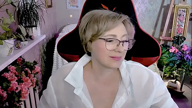sugar_vivien Adlı Modelin Canlı XXX Sohbeti