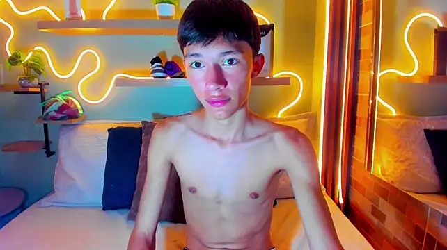 Alan_Madisson Adlı Modelin Canlı XXX Sohbeti