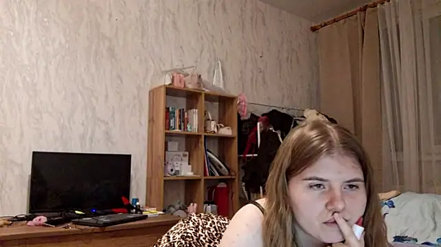 Živý XXX chat KeliTesmer