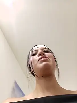 Chat +18 de SALOME-28_ ao vivo