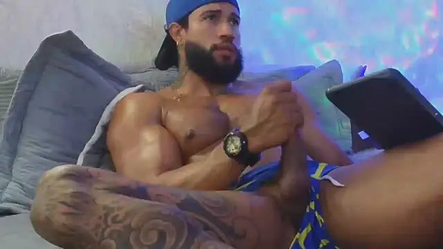 Osher_Cox's Live XXX Chat