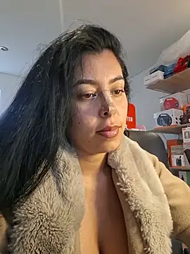 دردشة Luianna الجنسية المباشرة