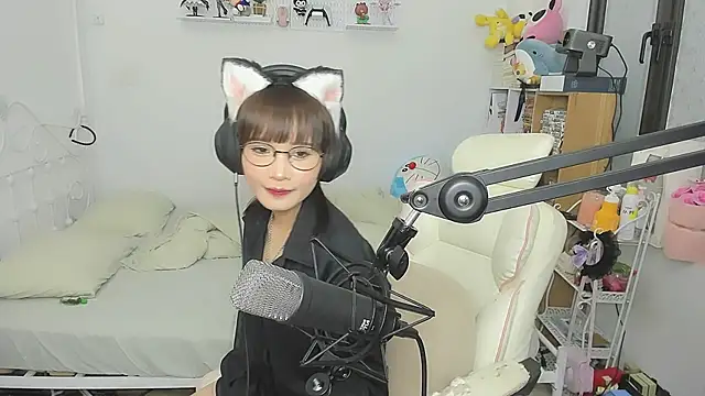 NeKo-nEk0-niI Adlı Modelin Canlı XXX Sohbeti