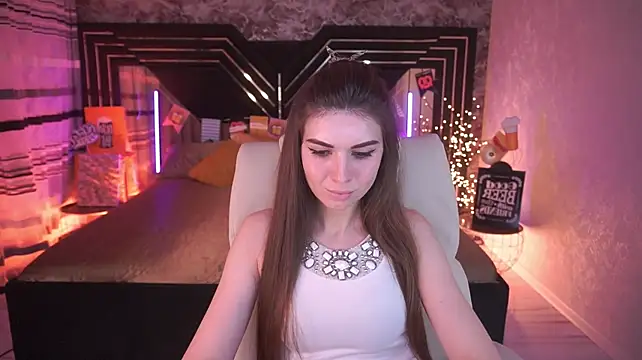 Chatroom XXX en direct de KylieJoyys