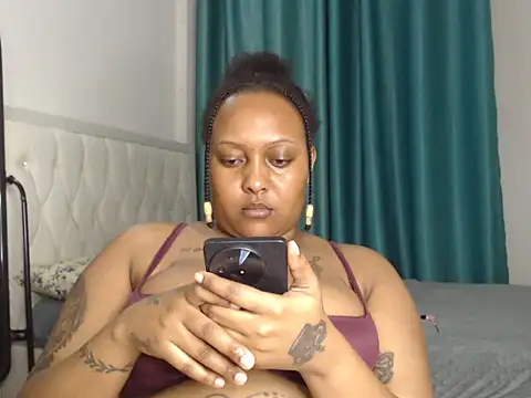 Mamacita_Boo's Live XXX Chat