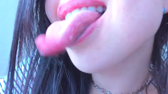 Chat XXX en directo de SophieLennox