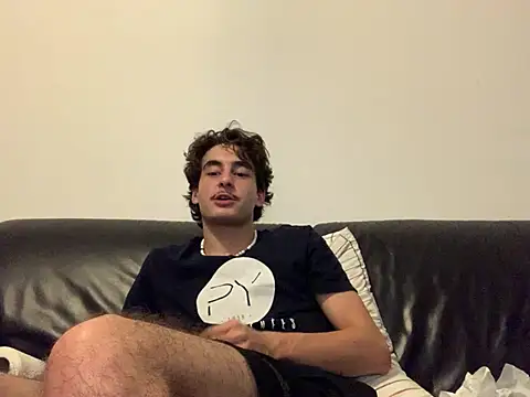 Arthurcamfor 即時 XXX 聊天