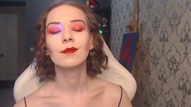 Chat +18 de FascinatingEyess ao vivo