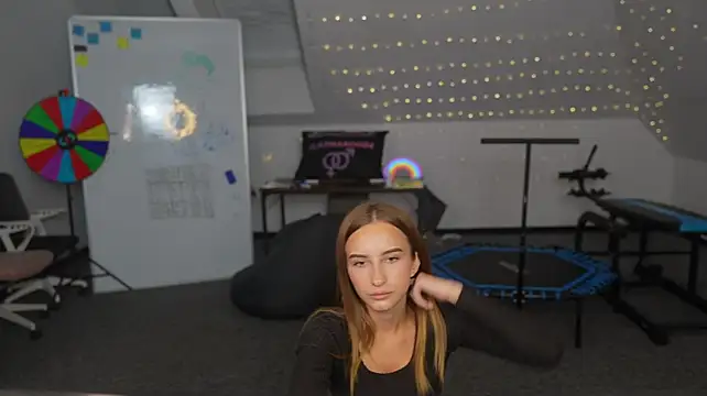 Živý XXX chat Elina_rose054