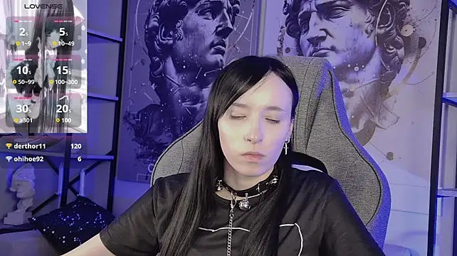 XXX chat uživo modela SeraphineSparda