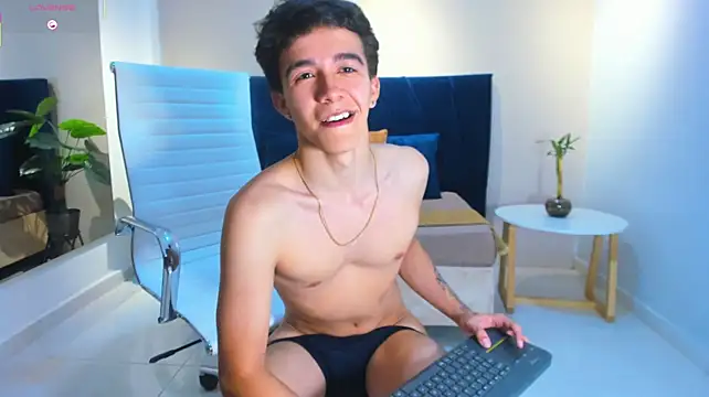 Austinbolt Live XXX Chat