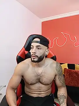 Chatroom XXX en direct de Mike_savage3