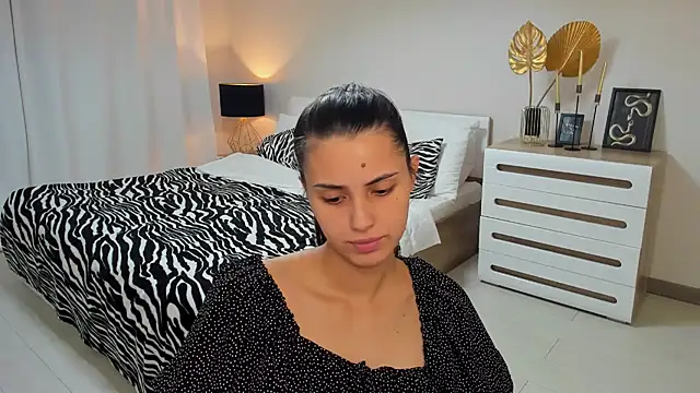دردشة Jasmine_Stewart الجنسية المباشرة