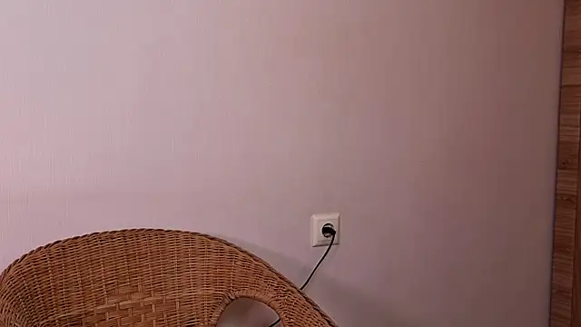 Chat +18 de MarcellaAveado ao vivo