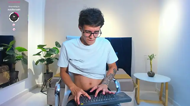 Austinbolt Live XXX-chat