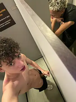 yoursexyjose's Live XXX Chat