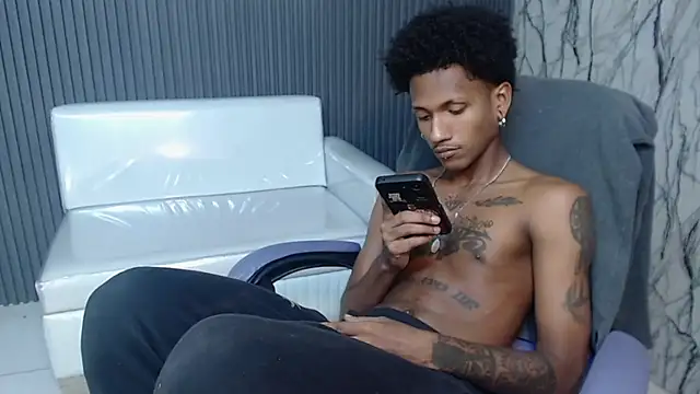 ManSant Live XXX Chat