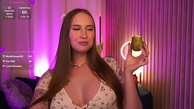 ViMilka Adlı Modelin Canlı XXX Sohbeti