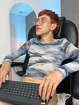 SweetDareX Live XXX Chat
