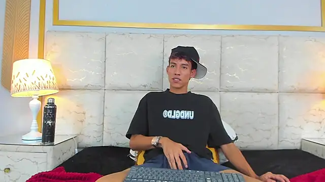 Živý XXX chat GaelFlynn