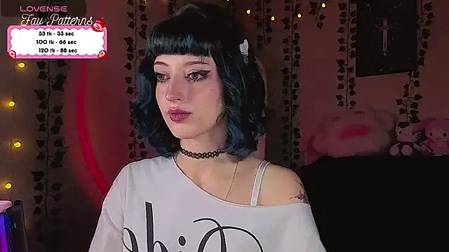צ'אט XXX בשידור חי של mistyverse
