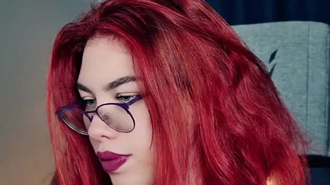 Živý XXX chat SeraphineDuskryn