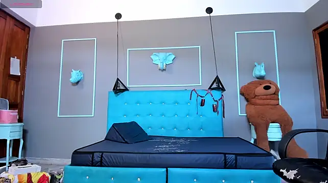 XXX chat uživo modela engel_devil