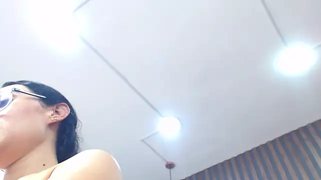 Chatroom XXX en direct de MartinaaFit