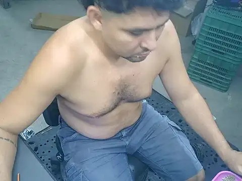 XXX chat uživo modela BustedCall