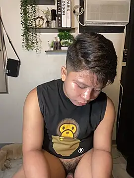 urasianrey's Live XXX Chat