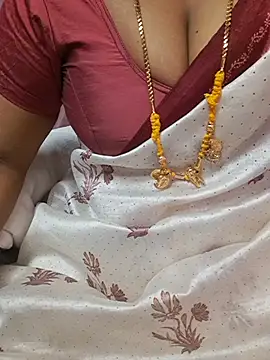 Chat +18 de Tamil_Ammani ao vivo